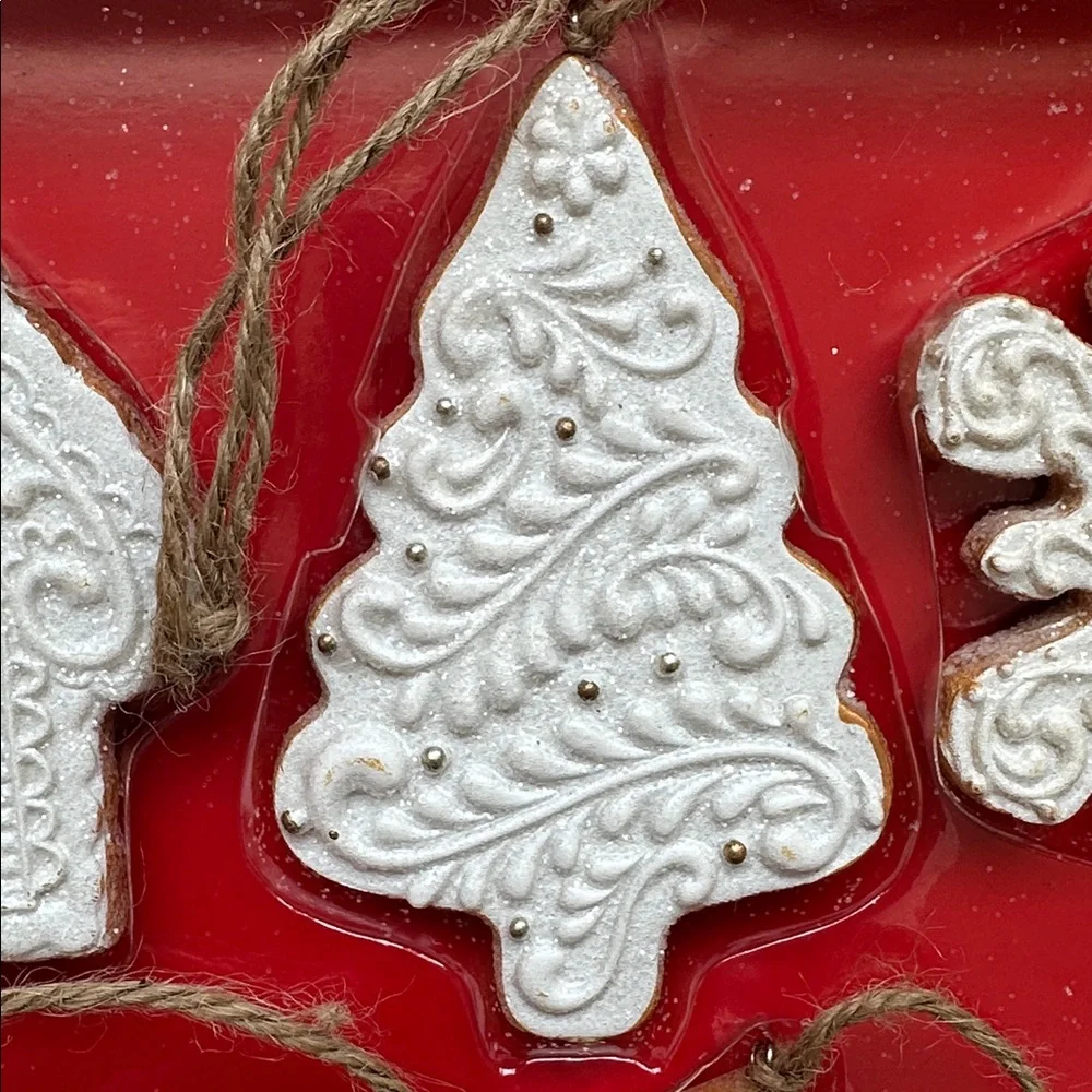Martha Stewart White Gingerbread Garland 4 Foot Long - Resin Christmas Cookie